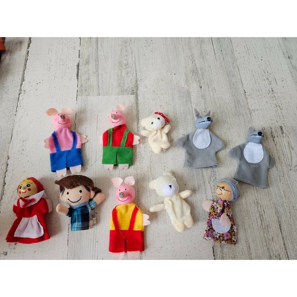 Wooden finger puppet Red Riding Hood bears grandma wolf mini vintage